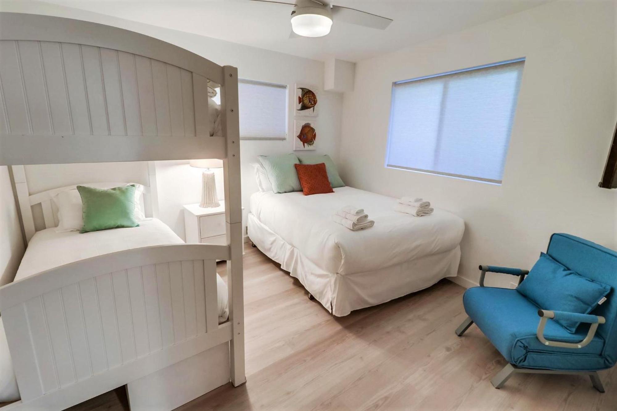B5328 Bayside Bliss Apartment *