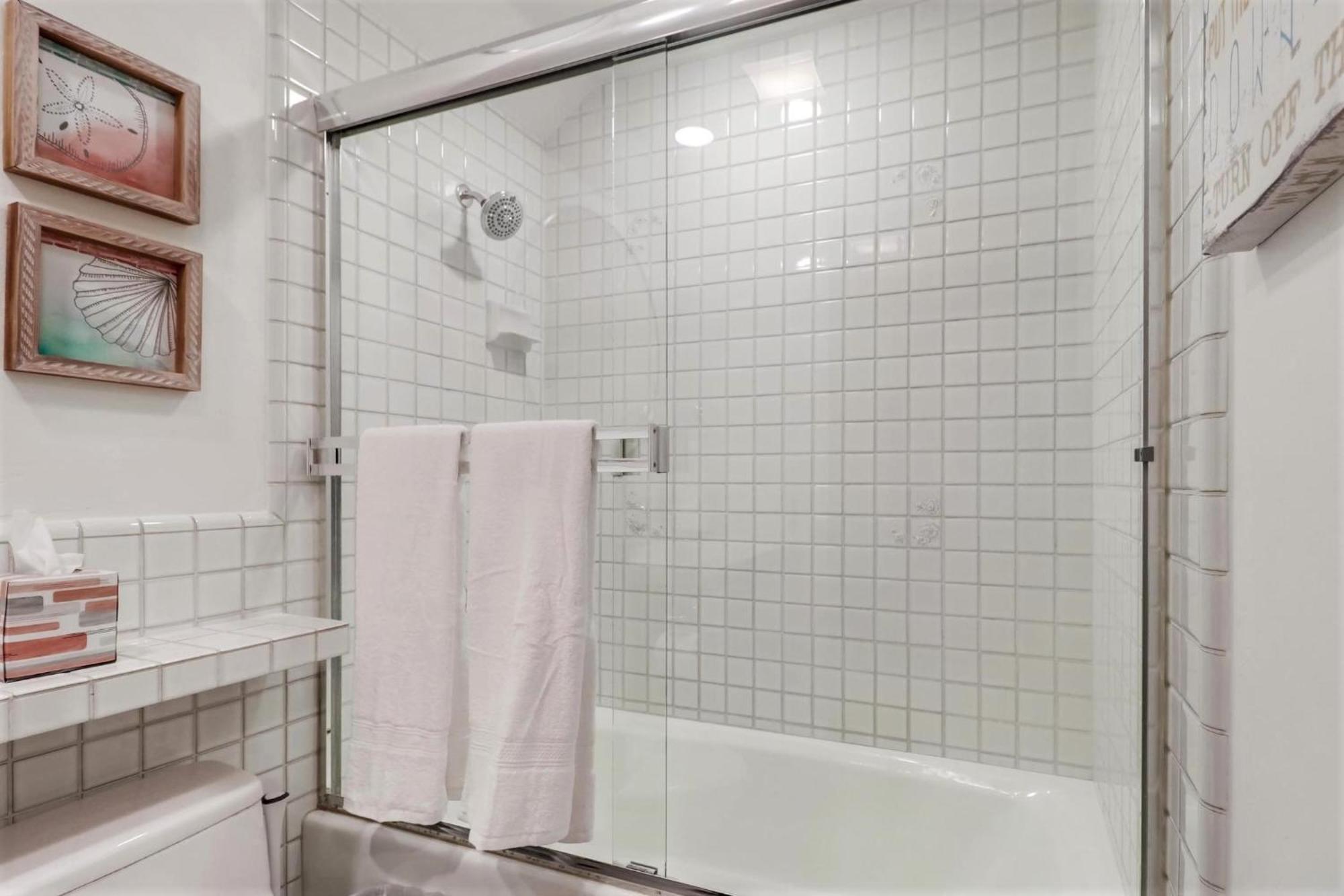 Apartment B5328 Bayside Bliss