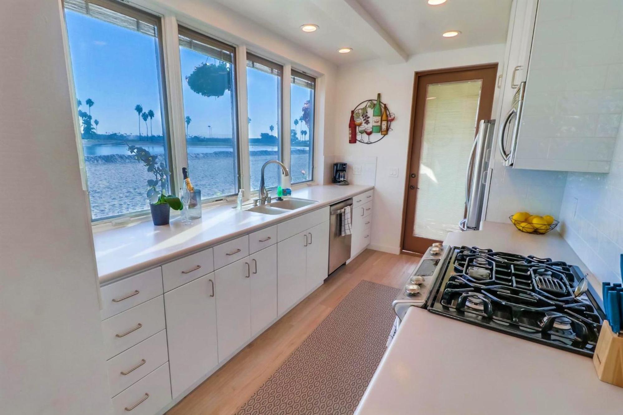 B5328 Bayside Bliss
